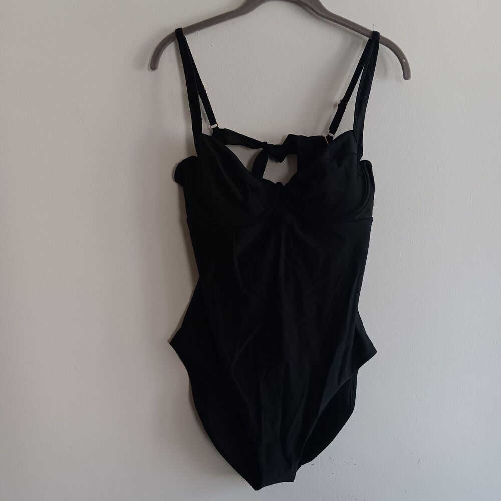 Quince italian underwire one-piece black swimsuit beach size XL vacation resort